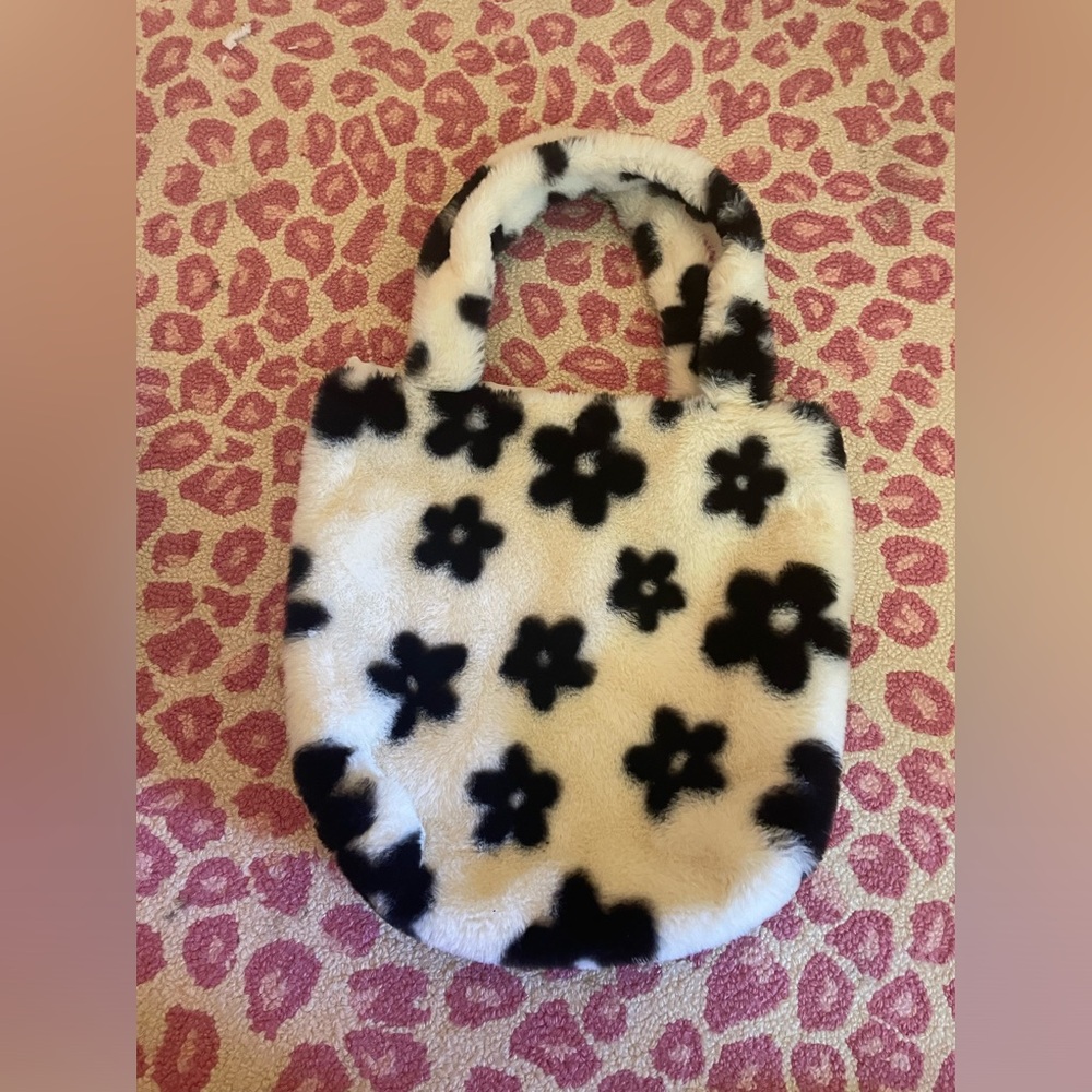 fluffy flower tote bag